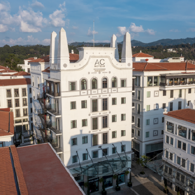 HOTELES